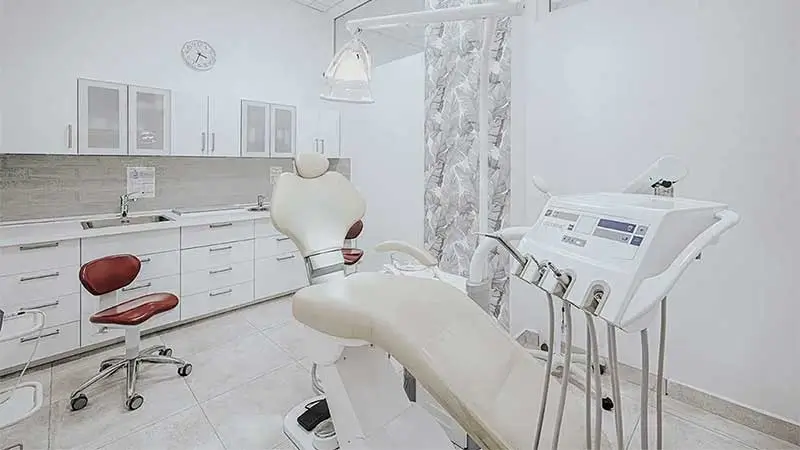 Smile Terminal Clinic in Budapest